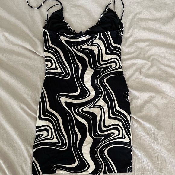 FOREVER22 Halter Mini Dress - Picture 2 of 3